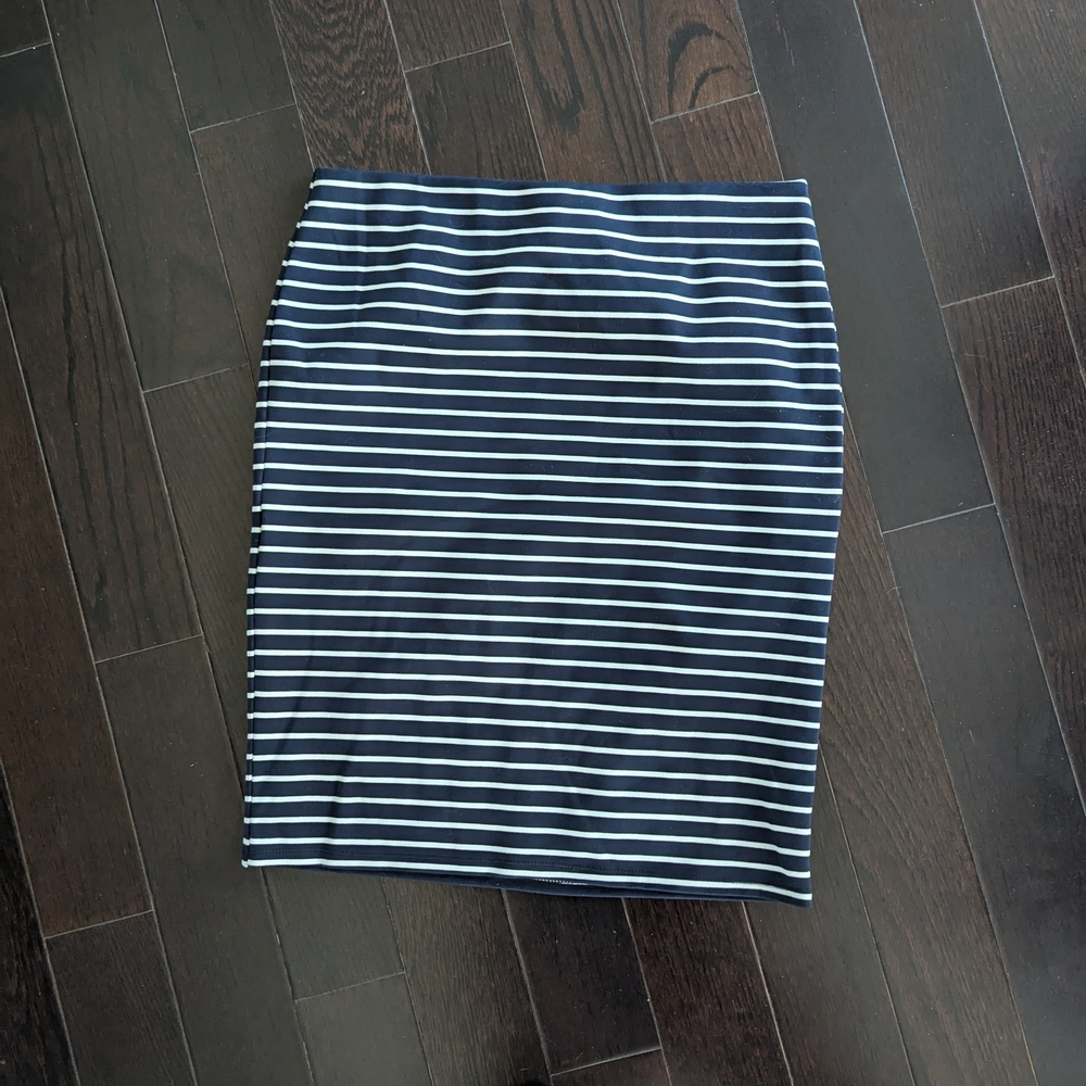 4 FOR $100  -  Striped Mini Skirt - Navy and White